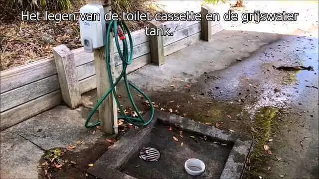 Dump station